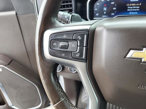 Used 2022 Chevrolet Silverado 1500 LTZ w/ Z71 Off-Road Package AWD/4WD image 20