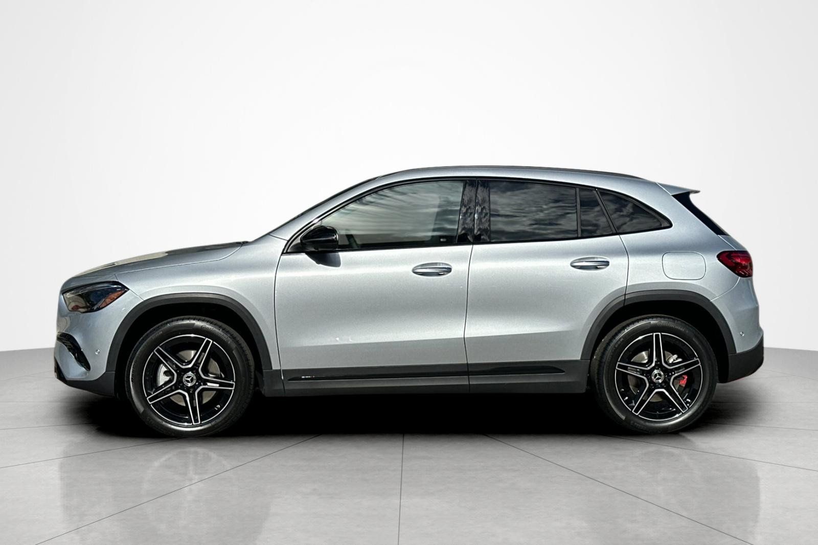 New 2026 Mercedes-Benz GLA 250 image 2