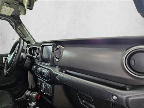 Used 2022 Jeep Gladiator Sport AWD/4WD image 23