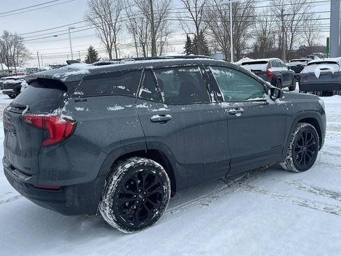 Used 2019 GMC Terrain SLE w/ Driver Convenience Package image 4