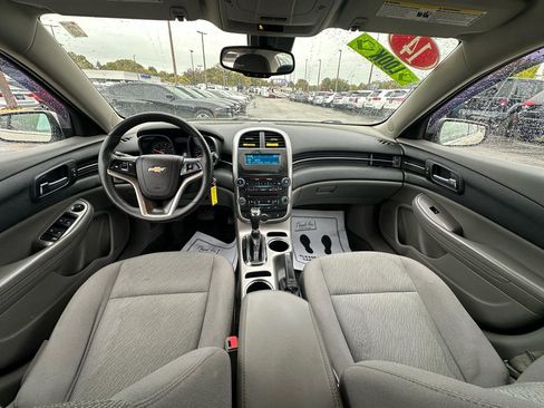 Used 2014 Chevrolet Malibu LS FWD image 18