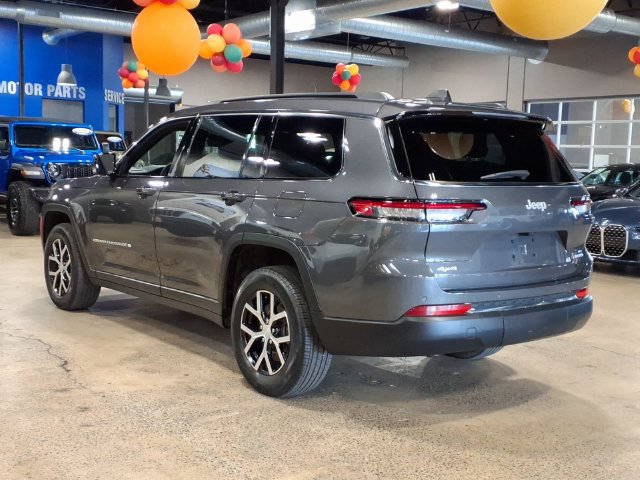 Used 2025 Jeep Grand Cherokee L Limited w/ Trailer Tow Package AWD/4WD image 8