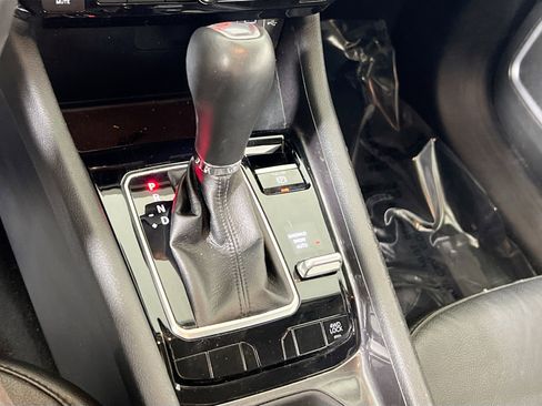 Used 2022 Jeep Compass Latitude image 16