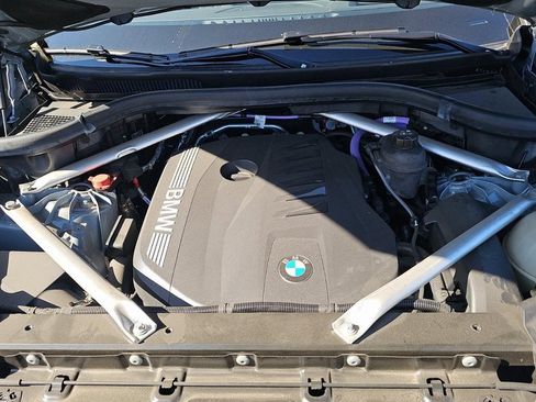 Used 2024 BMW X5 xDrive40i w/ M Sport Package image 14