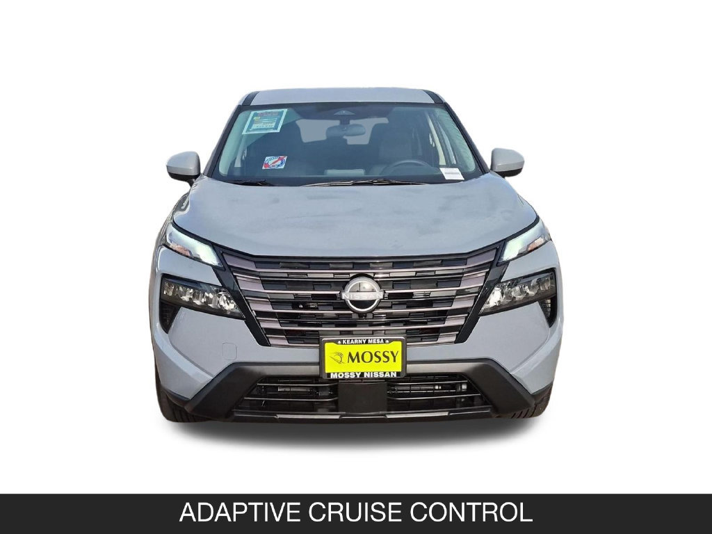 Used 2026 Nissan Rogue SV FWD image 4