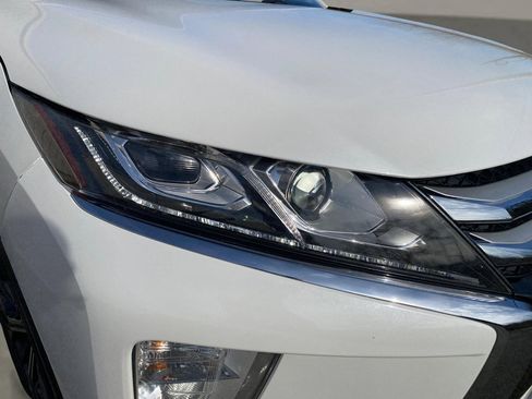 Used 2018 Mitsubishi Eclipse Cross SEL image 6