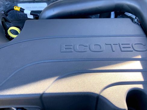 Used 2023 GMC Terrain SLE w/ Driver Convenience Package image 29