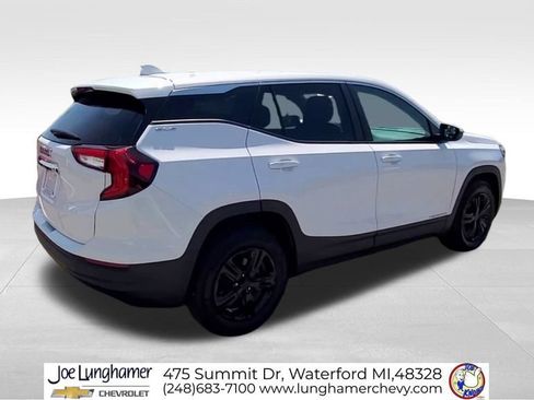 Certified 2023 GMC Terrain SLE FWD image 8
