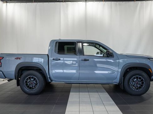 Used 2024 Nissan Frontier PRO-4X w/ Pro Premium Package AWD/4WD image 3