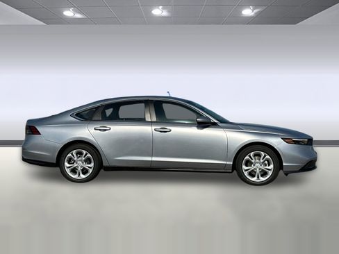 New 2026 Honda Accord LX image 7