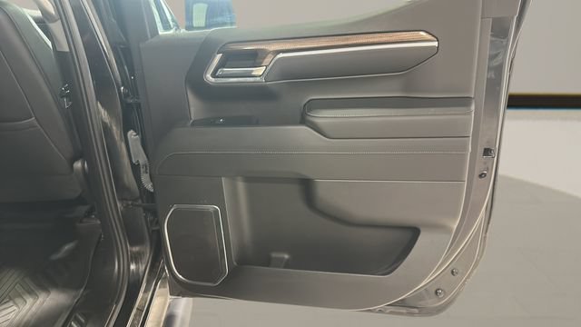 Used 2023 Chevrolet Silverado 1500 RST AWD/4WD image 30