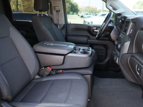 Certified 2025 Chevrolet Silverado 2500 Custom w/ Custom Value Package AWD/4WD image 27