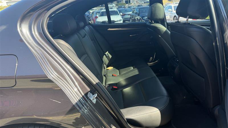 Used 2014 BMW 535i xDrive w/ M Sport Package AWD/4WD image 10