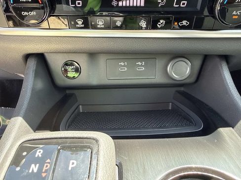 Used 2026 Nissan Rogue SV FWD image 31