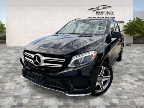 Used 2018 Mercedes-Benz GLE 350 w/ Premium 2 Package image 3
