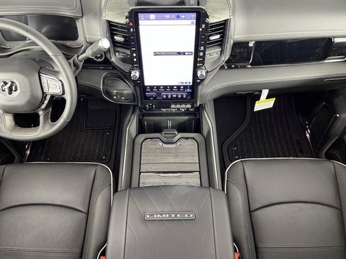 New 2025 RAM 2500 Limited image 11