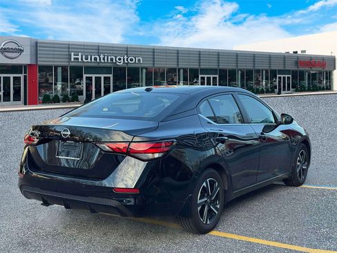 Certified 2025 Nissan Sentra SV image 8