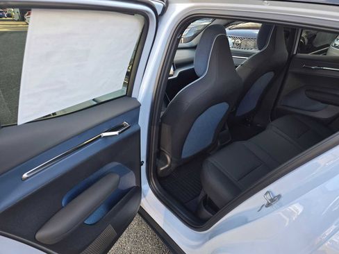 New 2026 Volvo EX30 Plus image 14