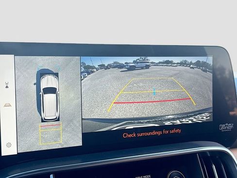 New 2026 Lexus LX 600 4WD w/ Premium Package image 35