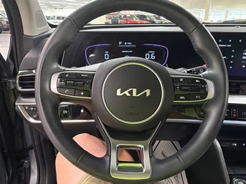 Used 2025 Kia Sportage EX w/ Premium Package AWD/4WD image 24