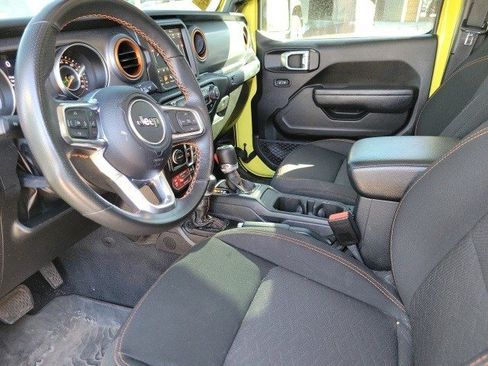 Used 2023 Jeep Gladiator Mojave w/ Trailer Tow Package image 10