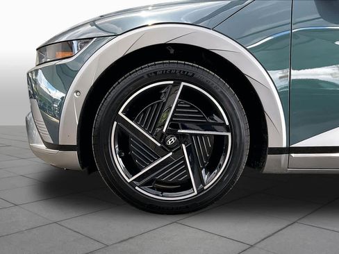 Certified 2025 Hyundai Ioniq 5 Limited AWD/4WD image 10