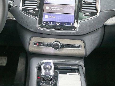 Certified 2023 Volvo XC90 T8 Ultimate w/ Lounge Package image 26