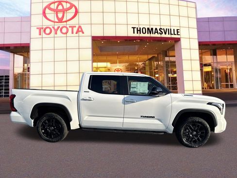 New 2026 Toyota Tundra Limited AWD/4WD image 4