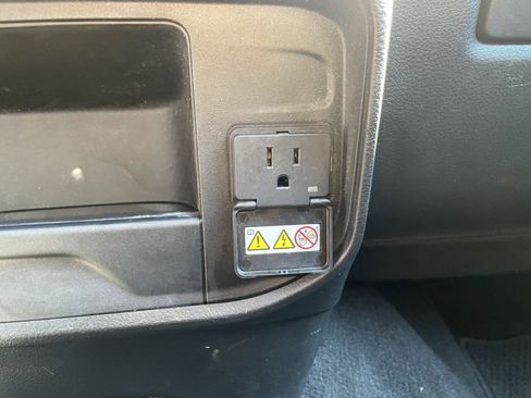 Certified 2024 RAM 2500 Laramie image 23