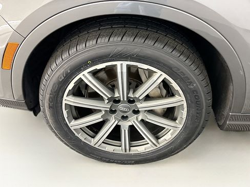 Used 2018 Audi Q7 2.0T Premium Plus w/ Premium Plus Package image 11