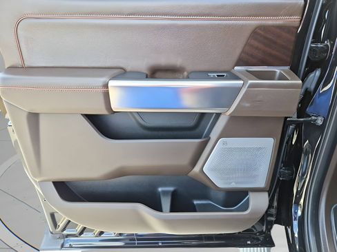 Used 2023 Ford F250 King Ranch image 17