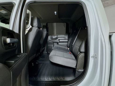 Used 2025 GMC Sierra 2500 Pro w/ Convenience Package image 19