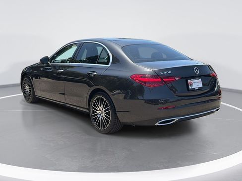 Used 2022 Mercedes-Benz C 300 Sedan image 5