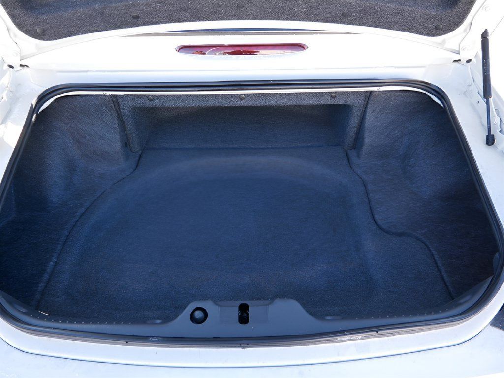 Used 2002 Ford Thunderbird RWD image 11