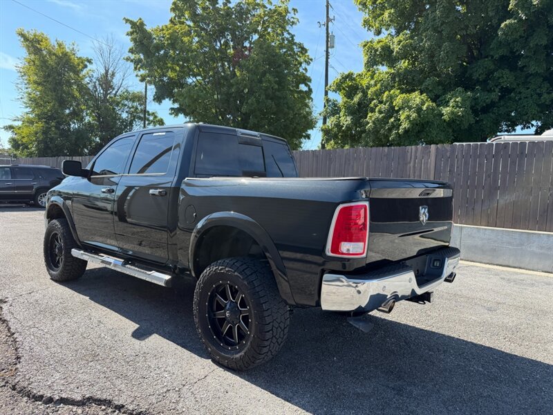 Used 2015 RAM 1500 Laramie w/ Convenience Group AWD/4WD image 8