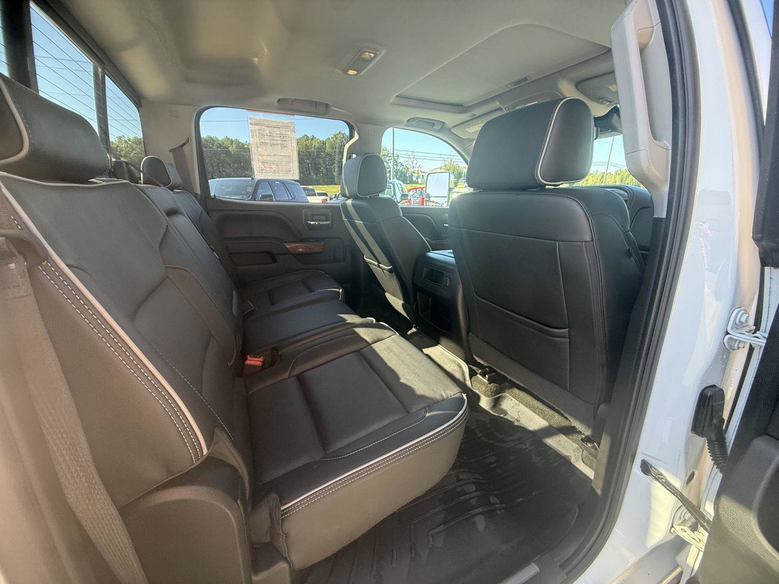 Used 2017 Chevrolet Silverado 2500 High Country w/ Duramax Plus Package AWD/4WD image 27