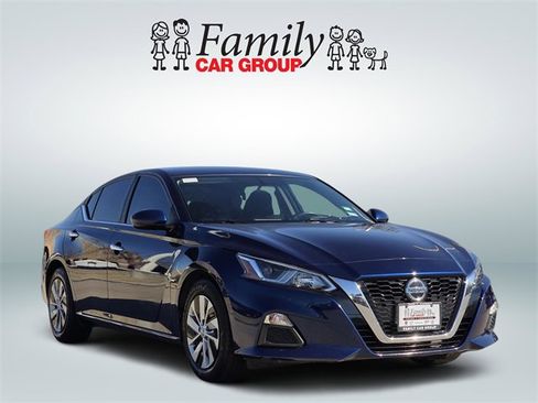 Used 2019 Nissan Altima 2.5 S image 2