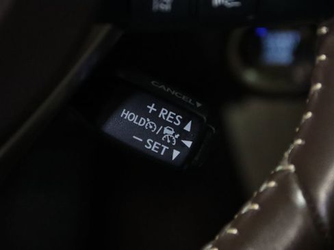 Used 2020 Lexus RX 350 AWD w/ Premium Package image 18