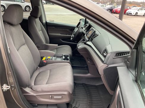 Used 2018 Honda Odyssey EX image 47
