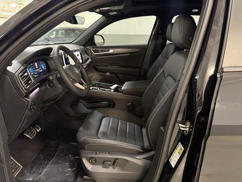 New 2026 Volkswagen Atlas Cross Sport SEL R-Line AWD/4WD image 16