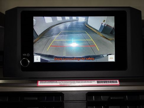 Used 2024 Toyota Tacoma TRD Sport image 15