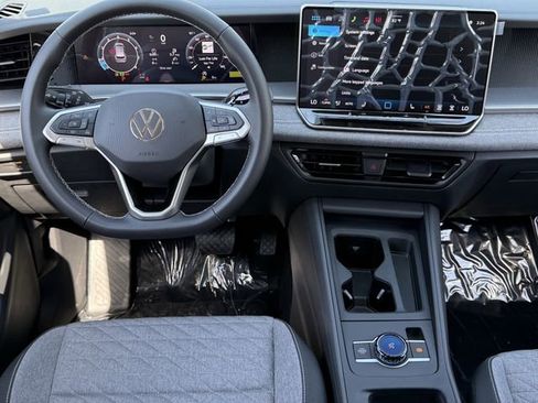 New 2026 Volkswagen Tiguan S image 8