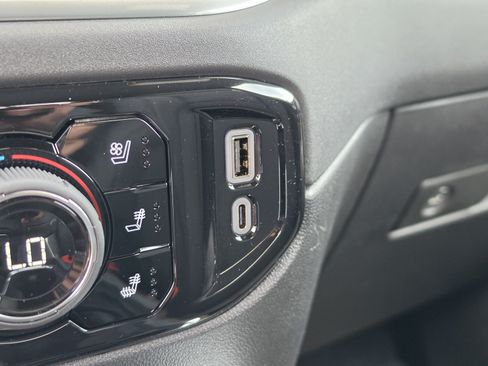 New 2026 Chevrolet Silverado 1500 High Country w/ Technology Package AWD/4WD image 32