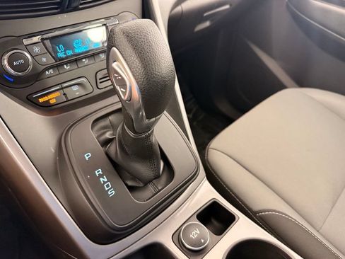 Used 2016 Ford Escape SE w/ Equipment Group 201A AWD/4WD image 35