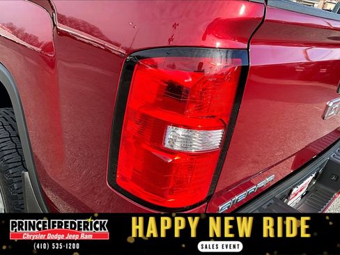 Used 2018 GMC Sierra 2500 Denali w/ Duramax Plus Package image 25