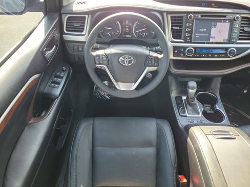Used 2016 Toyota Highlander Limited AWD/4WD image 15
