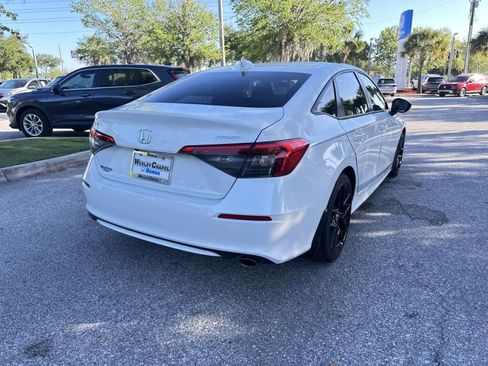 Used 2023 Honda Civic Sport image 6