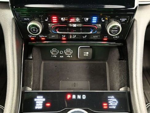 Certified 2021 Jeep Grand Cherokee L Overland w/ Luxury Tech Group IV AWD/4WD image 47