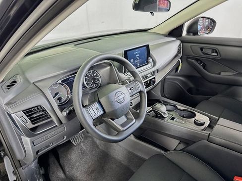 New 2026 Nissan Rogue S image 10