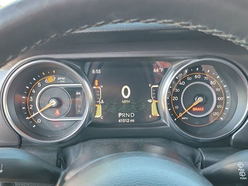 Used 2021 Jeep Wrangler Unlimited Sport image 9